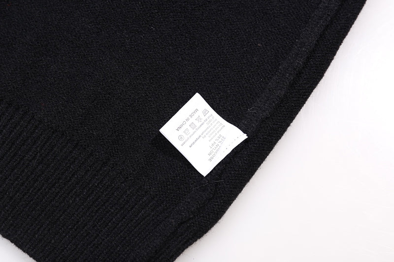 AMRI Black Core Knitted Sweater Hoodie