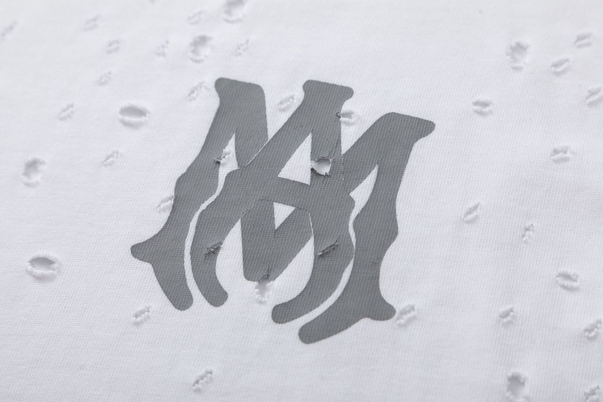 AMRI Damaged Holes T-Shirt