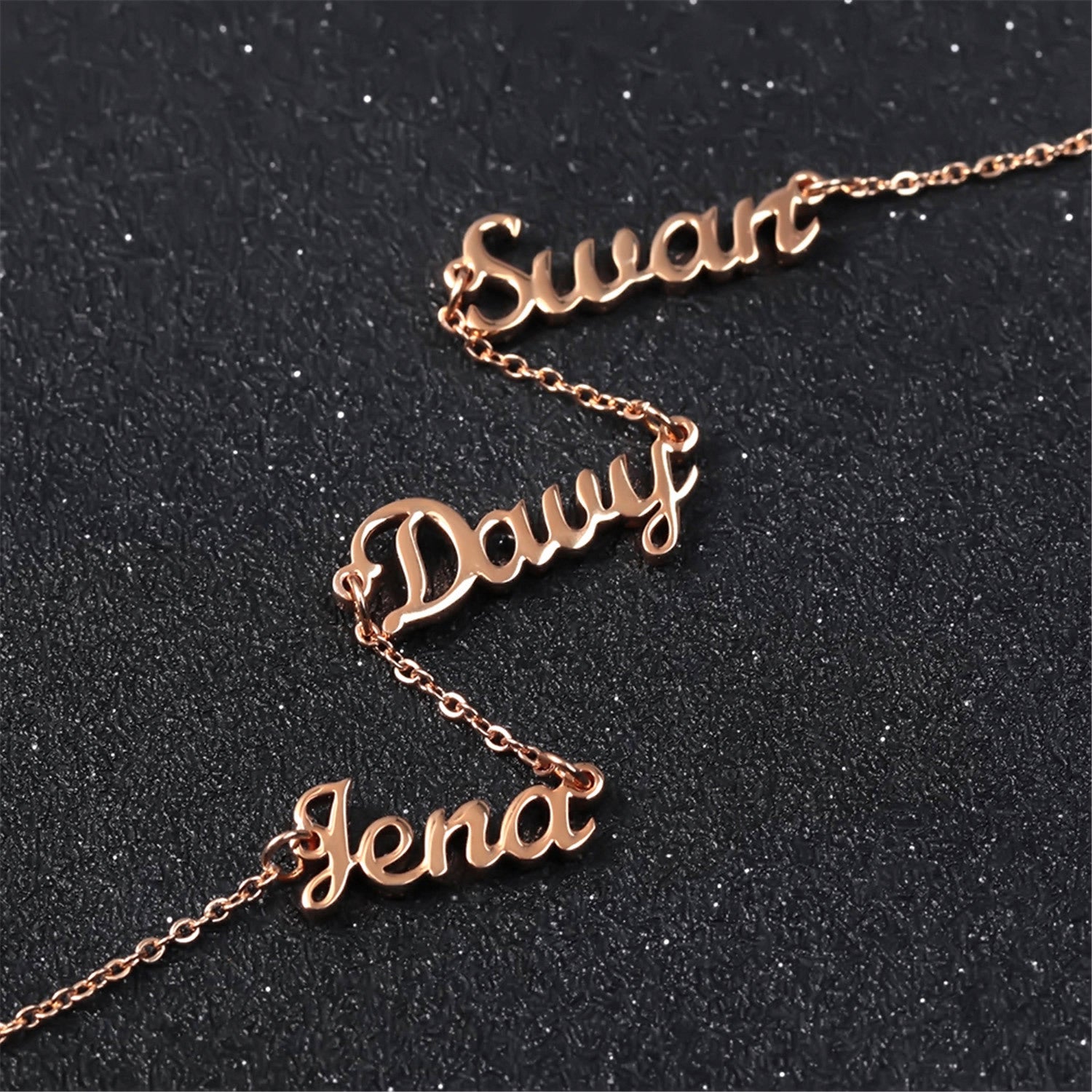 Personalized Name Necklace with 1¨C6 Names