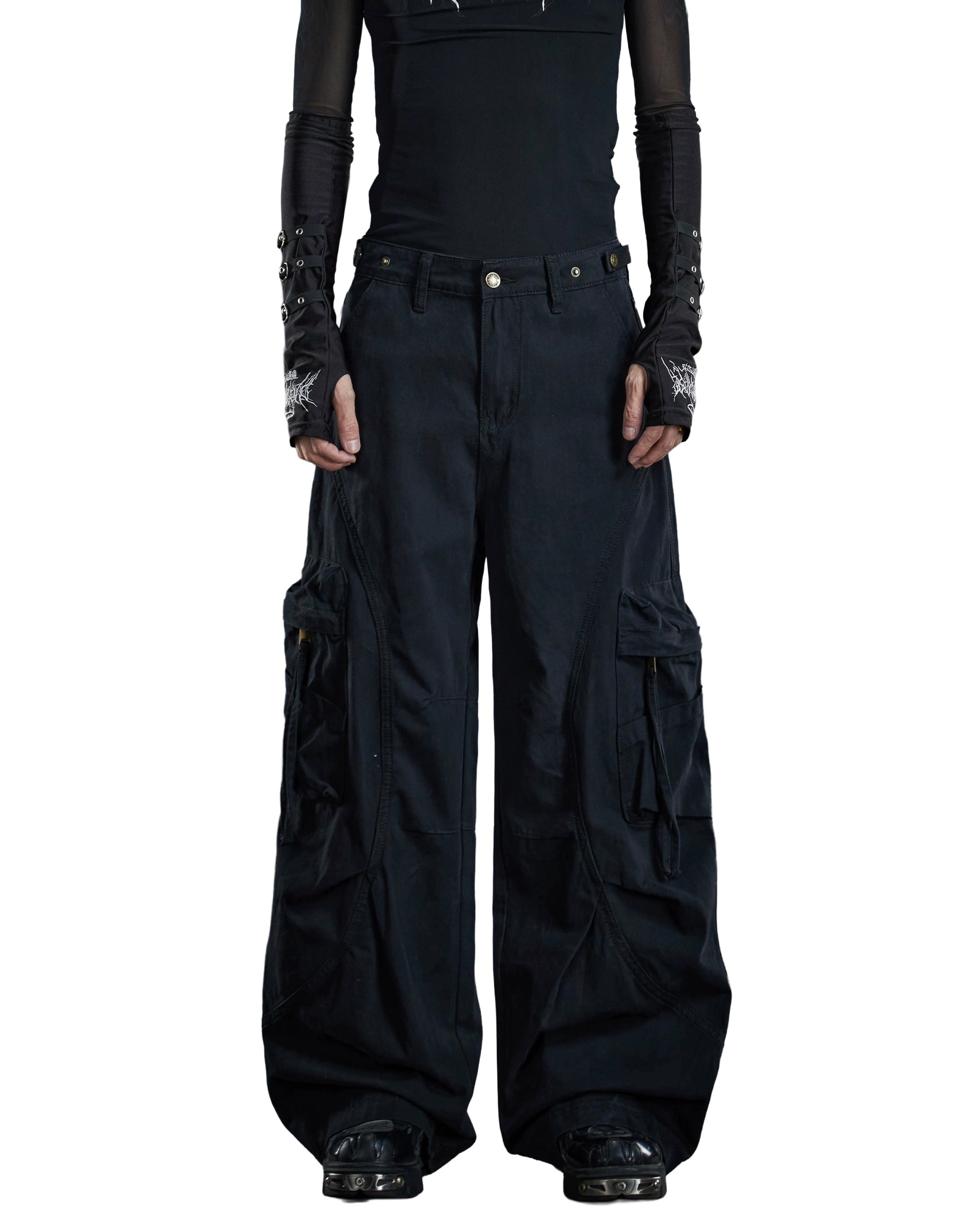 1094 CARGO JEANS