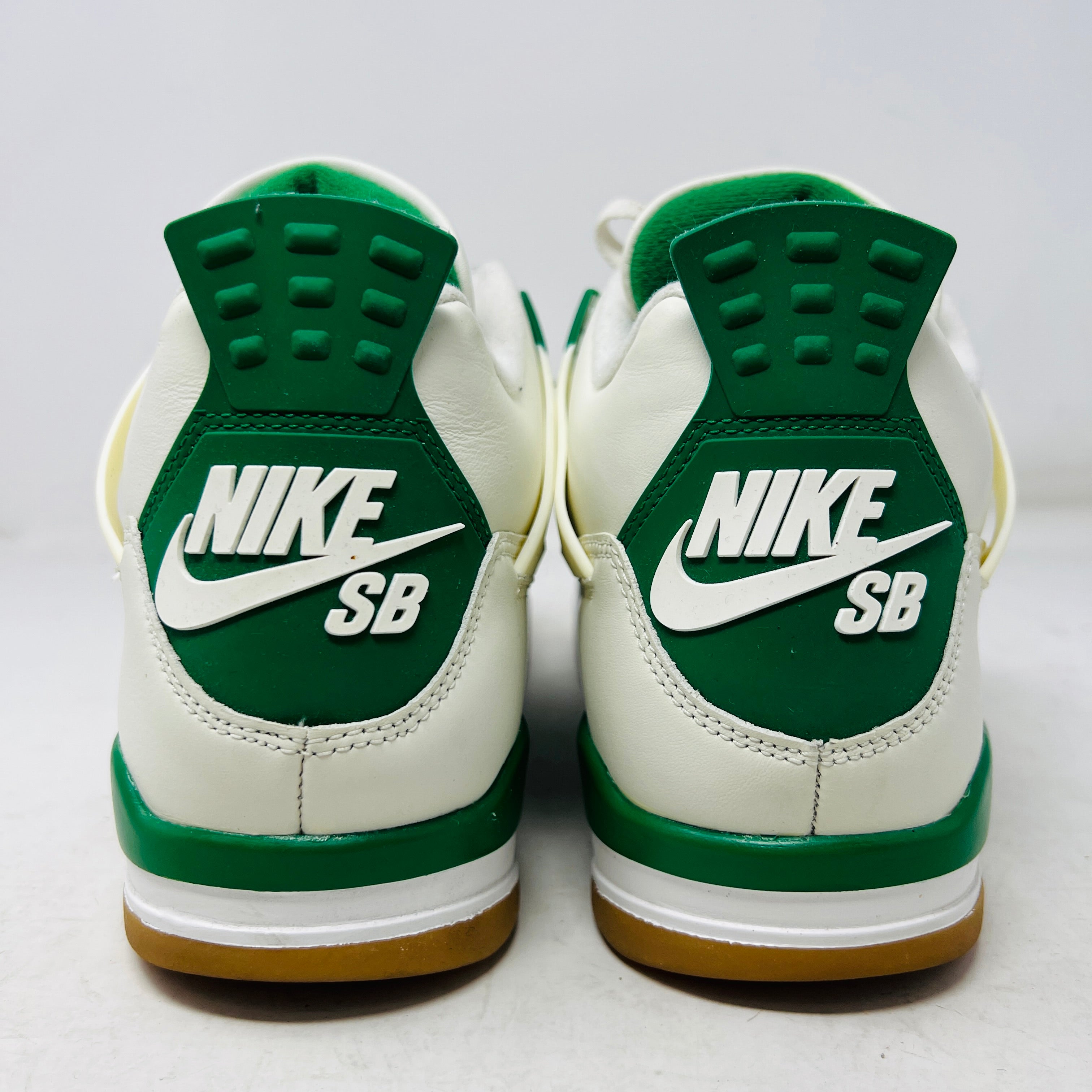 Jordan 4 Retro SB Pine Green
