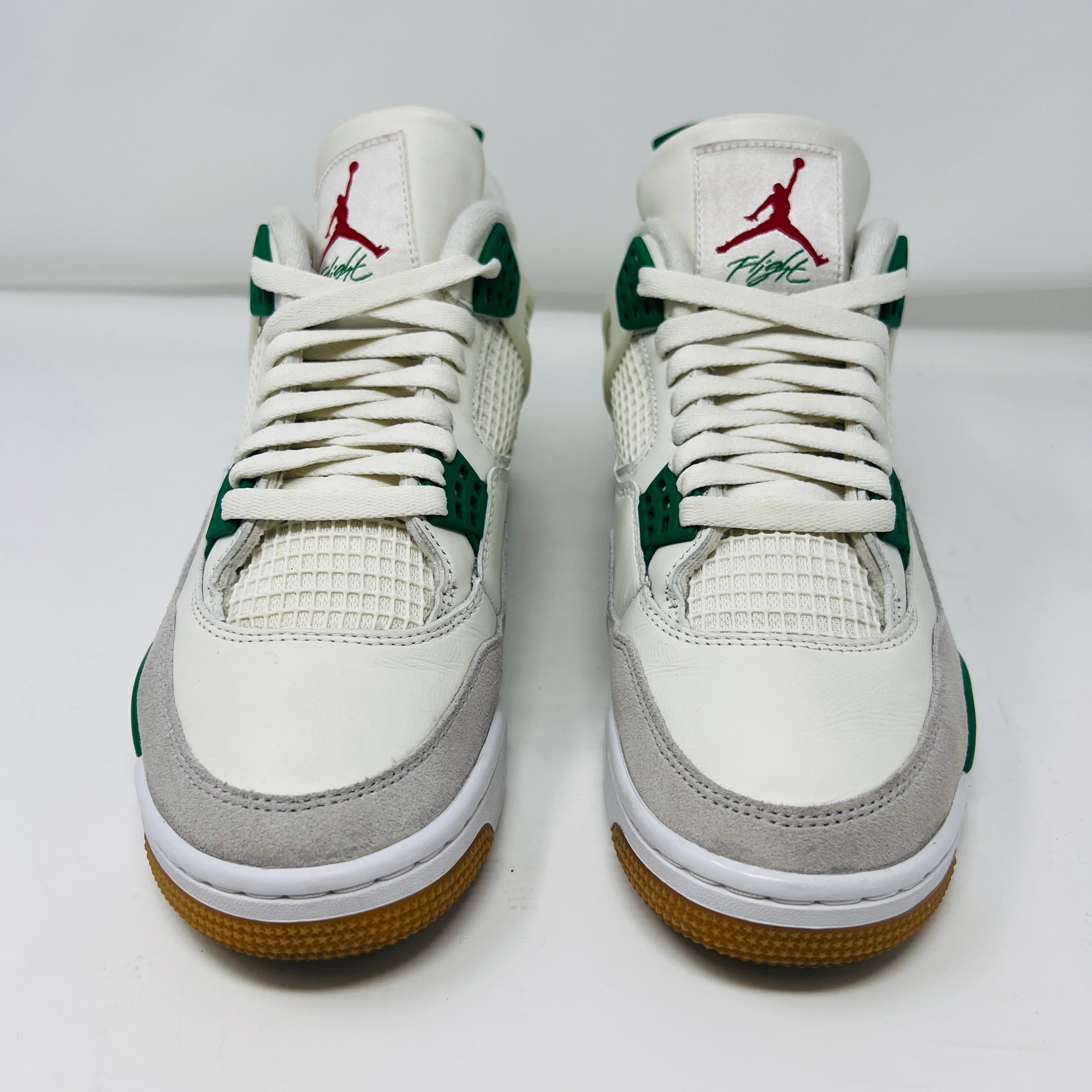 Jordan 4 Retro SB Pine Green