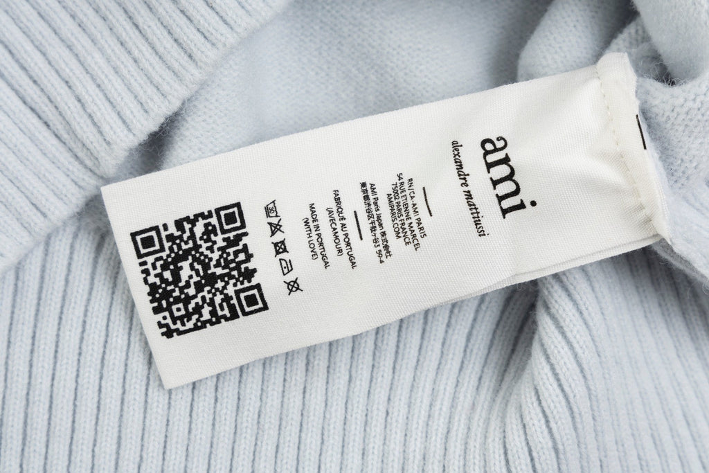 AMI Paris Classic Jacquard Heart Crewneck Sweater – 2025SS